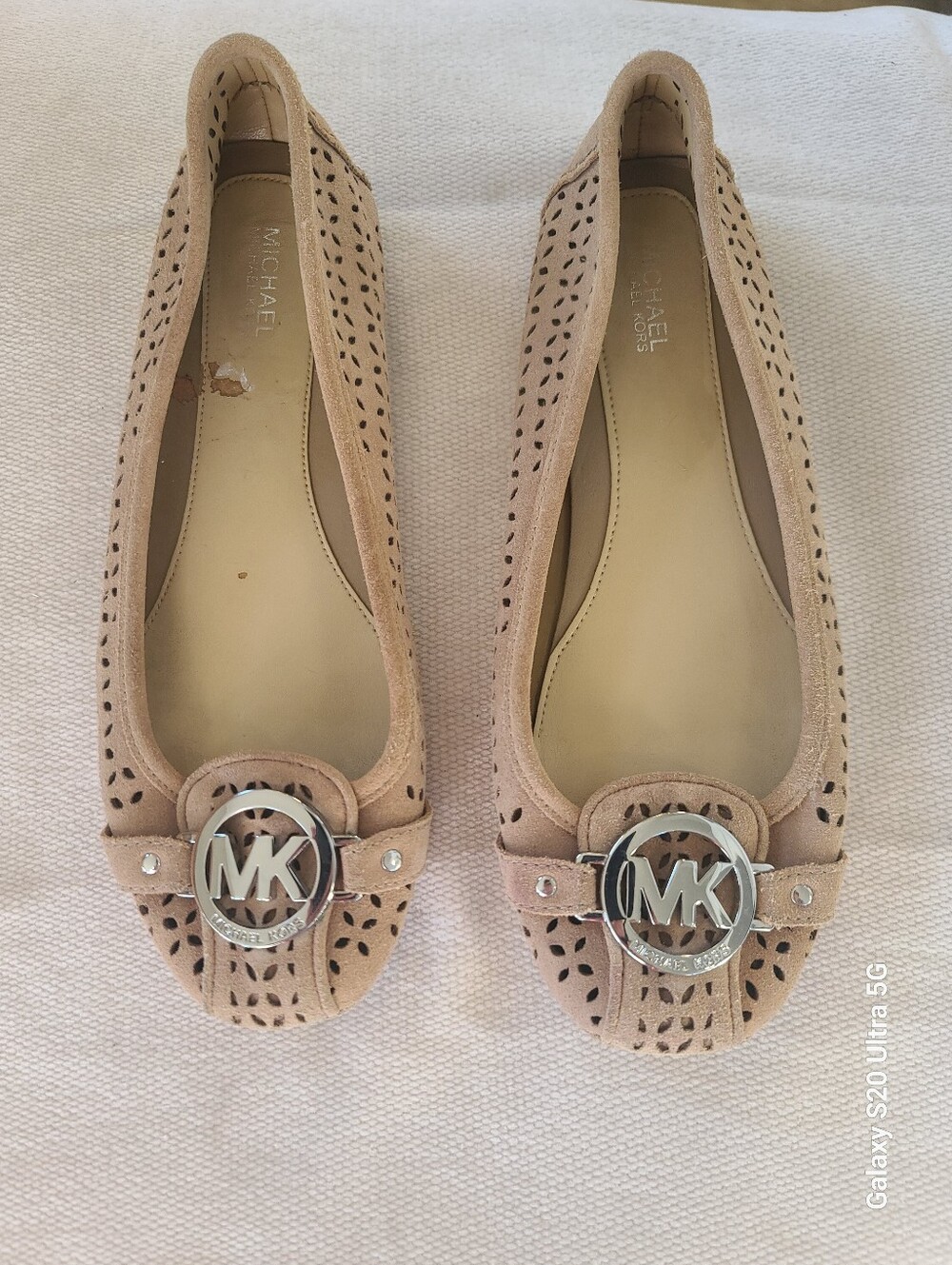 Michael Kors Fulton Flat Beige Ballet Perforated Suede MK Logo Size 7